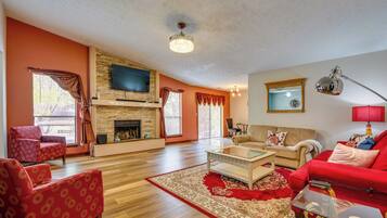 House (2 Bedrooms) | Front of property