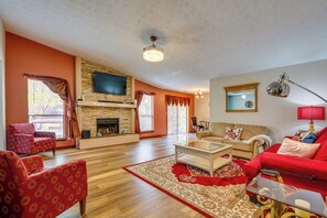 House (2 Bedrooms) | Front of property - Quiet Decatur Retreat: Shop, Dine & Hike! (Decatur)