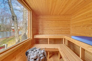 Interior - Private Lake, Hot Tub & Sauna: Poconos Retreat (Stroudsburg)