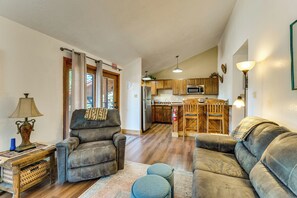 Apartment (2 Bedrooms) | Interior - Steps to the New Angel Express Lift! Fun Condo (Angel Fire)