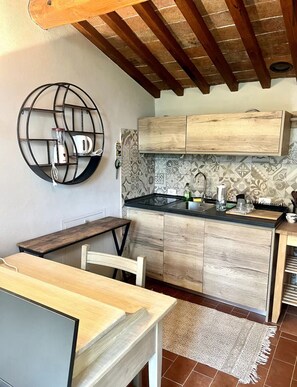 Private kitchen - Chianti Tiny Home (Toscana)