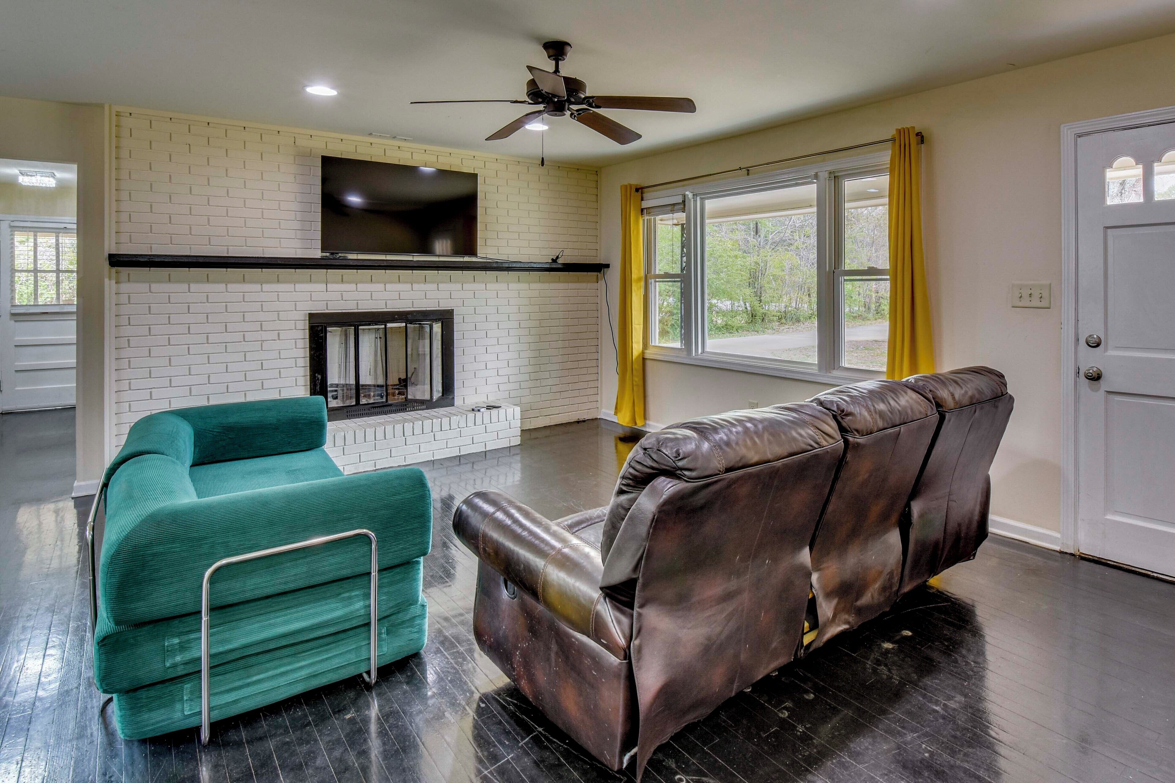 House (3 Bedrooms) | Front of property