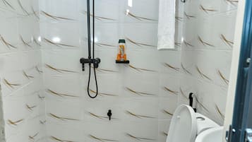 Lyxlägenhet - luftkonditionering - utsikt mot bergen | Badrum