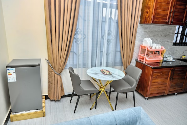 Luxury Apartment, Air conditioning, Mountain View | Interior