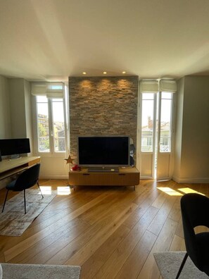 Interior - Villa Katerina - Luxury Apartment (Nice)