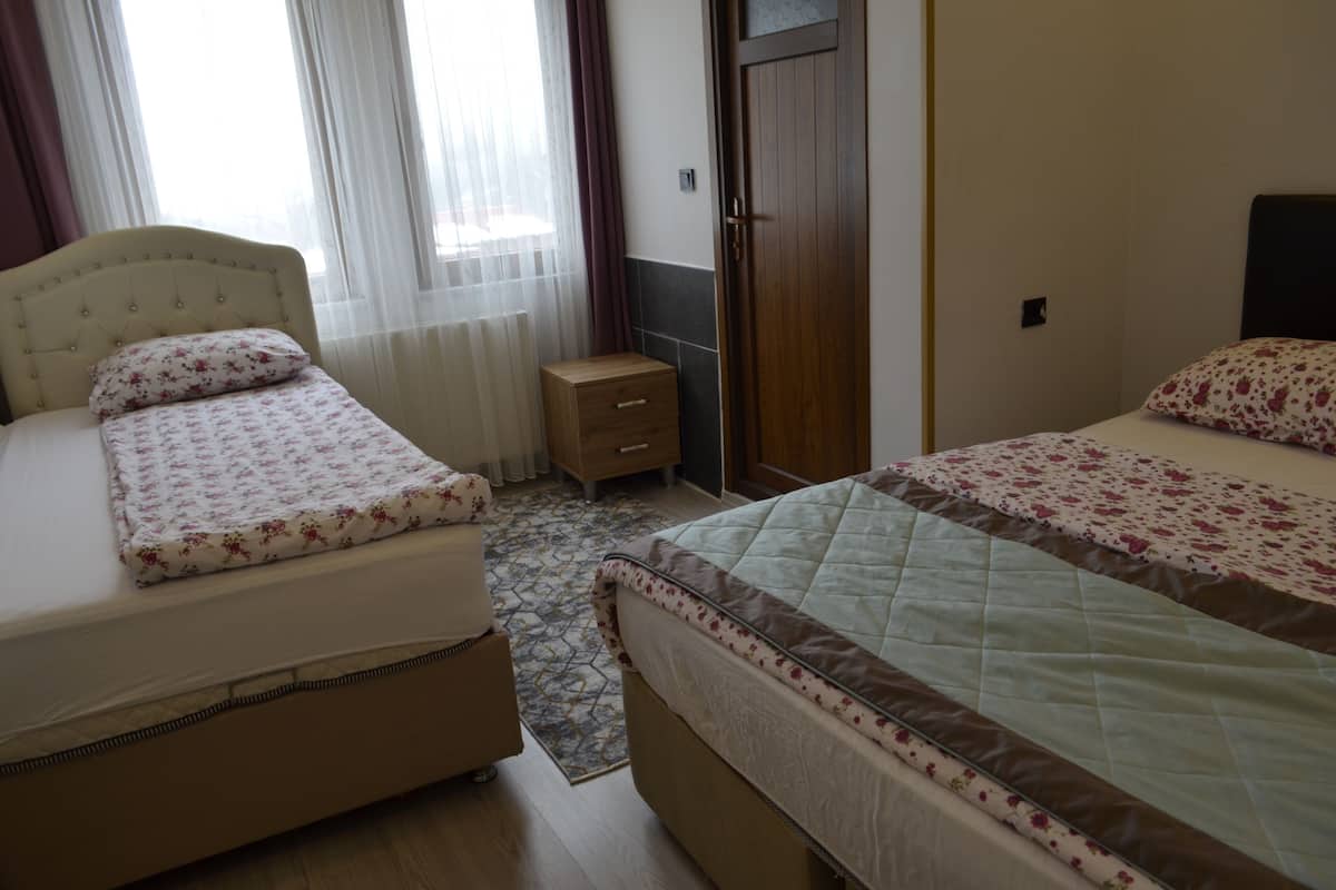 Chambre familiale, Plusieurs lits, vue sur le lac