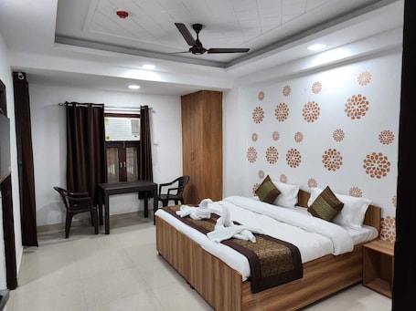 Chambre Standard | Wi-Fi gratuit. Hotel Yashobhoomi Stay Inn