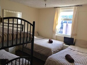 Free WiFi, bed sheets