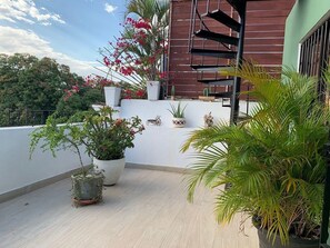 Terrace/patio - 301 - Cozy colonial unit with rooftop terrace. (Santo Domingo)