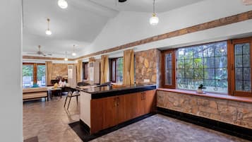 Deluxe Villa | Lobby