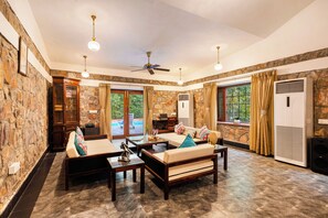 Living area - ELIVAAS Aravalli Reserve The Bliss Villa (Faridabad)