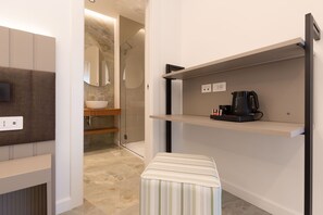 Free WiFi - Lena Suites Sorrento (Sorrento)