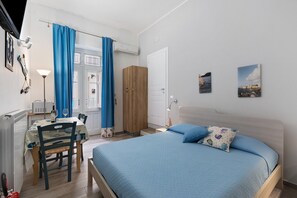 1 sovrum, strykjärn/strykbräda, wi-fi och sängkläder