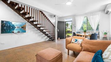 House | 2 bilik tidur