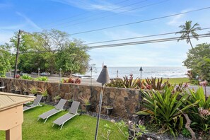 Property grounds - Royal Kahili B204 | Central AC | Across from Lyman’s & Banyans (Kailua-Kona)