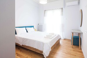 1 bedroom, WiFi, bed sheets - Trendy 1 Bd Stay near Kipseli Square (Athina)