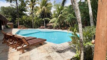 Piscina externa