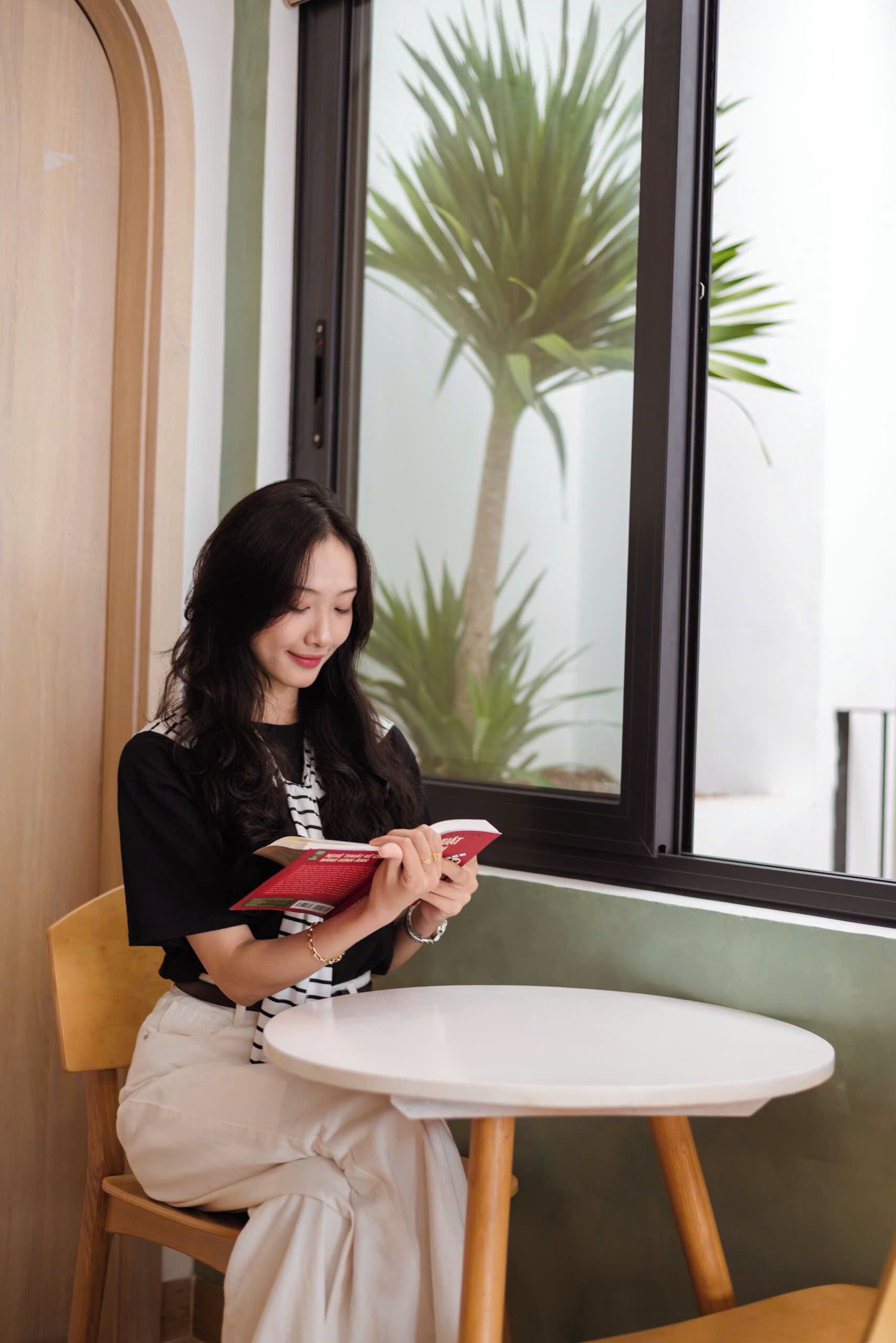 Kamar Double Keluarga, pemandangan sungai