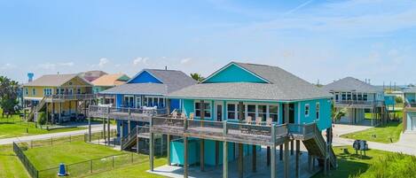 House, 3 Bedrooms | Exterior