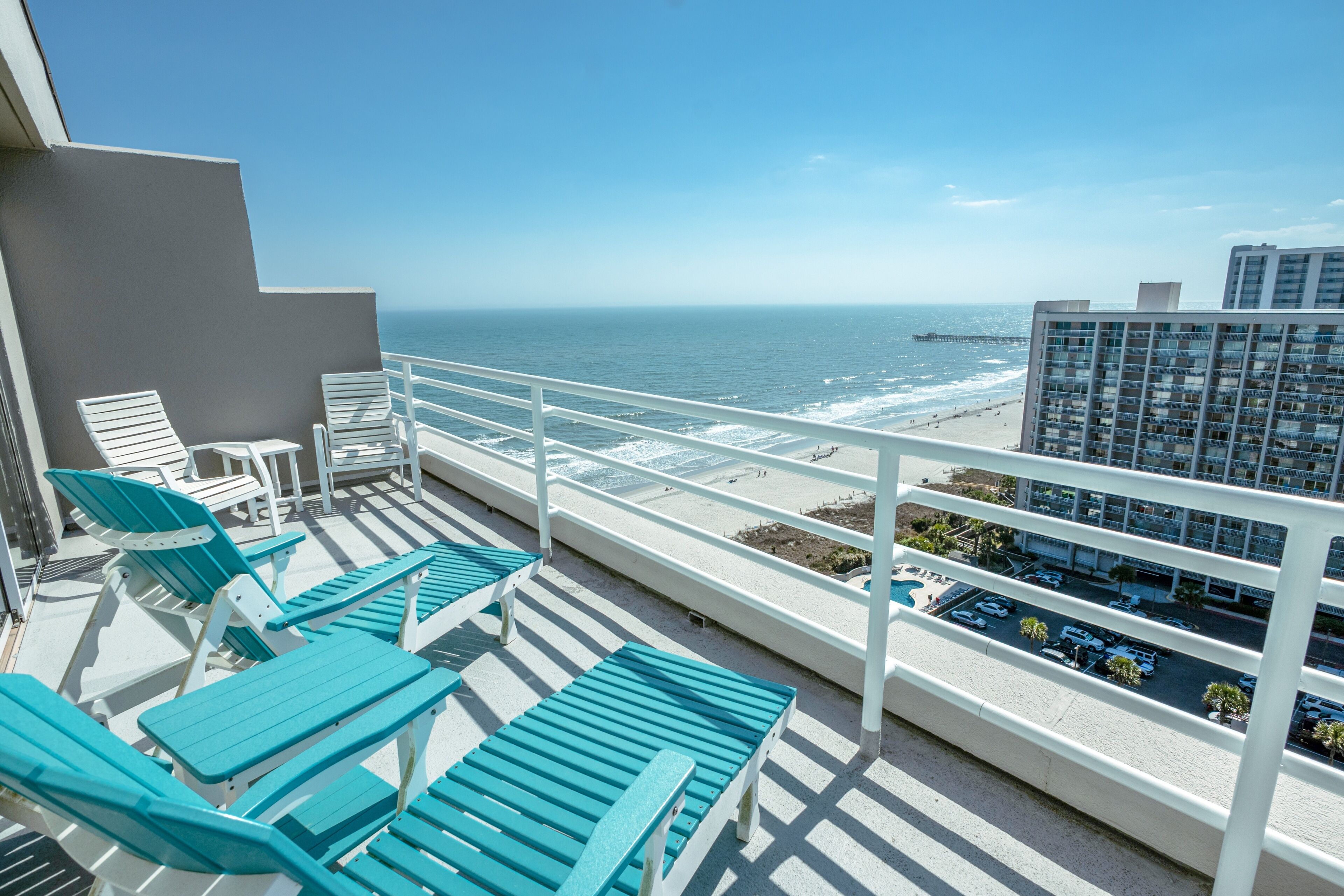 Condo, 3 Bedrooms | Property grounds