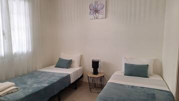 3 chambres, fer et planche Ă repasser, Wi-Fi, draps fournis