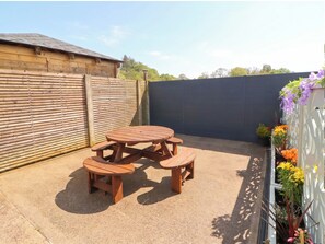 Cottage | Outdoor dining - Tethera (Cleator)