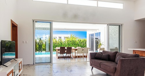Luxurious Villa With Private Pool in Sosua