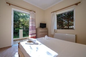 Room - Poolside Paradise Dilesi by ΜΡS (Πλάκα Δήλεσι)