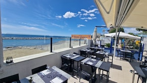 Outdoor dining - NEW - Fully Refurbished Old Townhouse (Cervo)