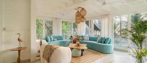 豪華別墅, 露台, 庭園景 | 客廳