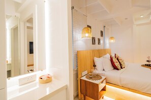 Villa Deluxe, balcón, vista al patio | Tabla de planchar con plancha y wifi gratis