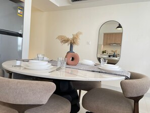 Chalet, 2 Schlafzimmer, Meerblick | Speisen