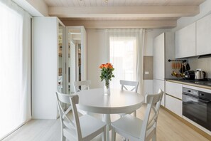 Fridge, oven, dishwasher, coffee/tea maker - Saliceto Studio by Wonderful Italy (Bologna)