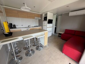 Interior - ✨ Rent Mobil Home Clim 3 Ch Camping 4* Toboggans 🌞 (La Roquette-sur-Siagne)