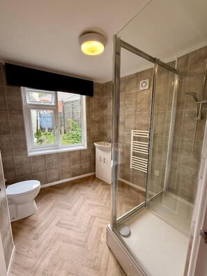 Standard Double Room, Sea View | Bathroom