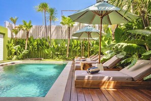 Outdoor pool - 4BR Villa, Private Pool, Walk to Beach (Canggu)