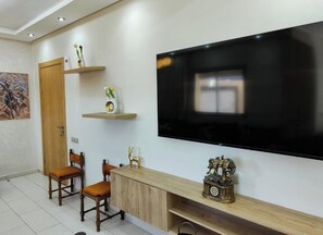 Interior - Spacious 2-bedroom apartment + terrace near Gueliz and Majorell city center (Marrakech)