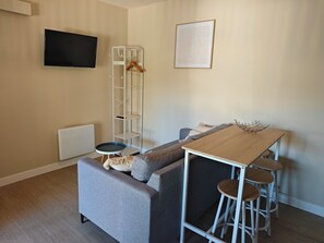 Comfort House, Garden View | Living area - LE PETIT LANDAIS (Clermont)