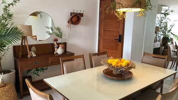 Apartamento clássico | Opções para refeição