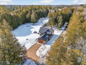 Exterior - Cabin w/ hot tub near Cana Island Lighthouse and Gordon Lodge (Baileys Harbor)