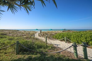 Beach - Seaplace G6-405 by FVC - 2/2, Beach view condo on Longboat Key (Longboat Key)