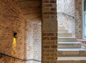 Triple Room (Standard Triple Room) | Staircase - Stanica The Imperial Route Heritage Experience (Ravno)