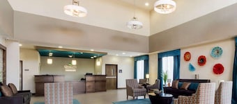 Quality Inn and Suites Victoria East