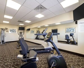 Fitness facility - Quality Inn and Suites Victoria East (Victoria)