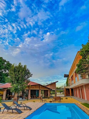 Alberca al aire libre 