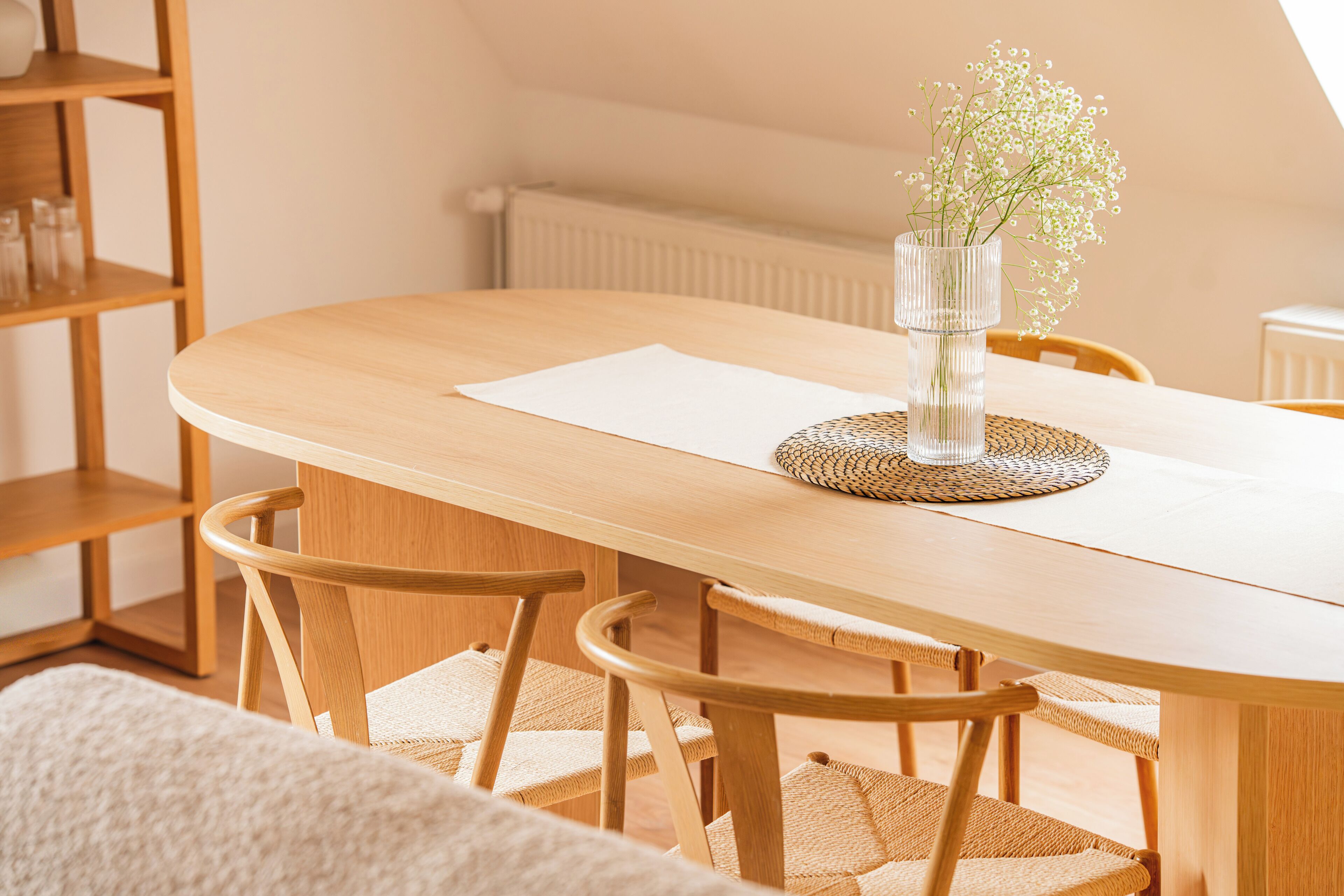 Premium Apartment | Makan dalam bilik