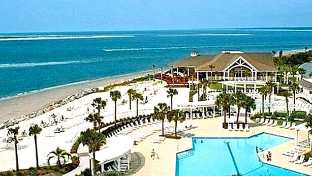 A resort with a pool, beach, and ocean view. - 3BR Seabrook Home, Pet Friendly, Near Beach-Pools, Golf, Equestrian and Tennis (Seabrook Island)