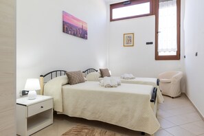 3 Schlafzimmer, Bügeleisen/Bügelbrett, WLAN, Bettwäsche