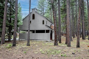 Exterior - Glaze Meadow Forested Retreat at Black Butte Ranch (Sisters)