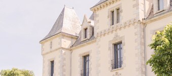 Atypical stay in a green setting, 20 minutes from Les Sables d'Olonne.